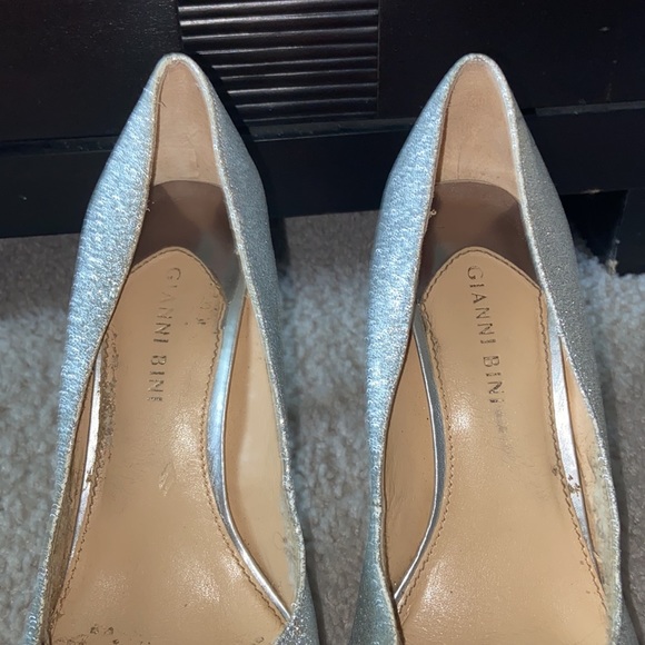 Gianni Bini heels - Picture 3 of 12